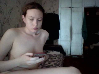 kurtizanka-partizanka webcam bongacams model stream image