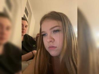 FackBeachTrup webcam model stream image