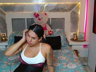 alejastorm webcam model stream image
