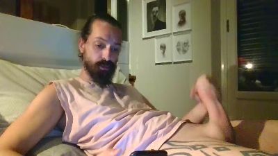 XLItalianXL webcam model stream image