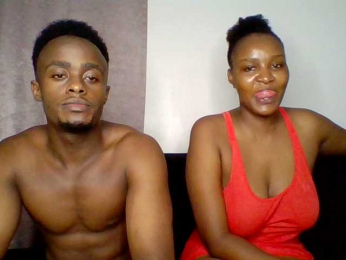 TwosomeTreasure webcam model stream image