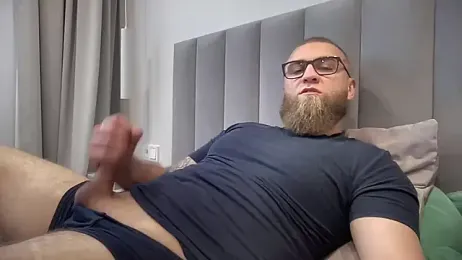 Bear_bear_ webcam model stream image
