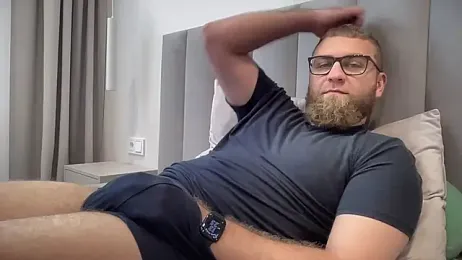 Bear_bear_ webcam model stream image