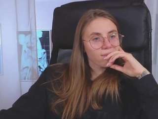 annastark webcam model stream image