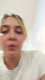 Ayutitaa webcam model stream image