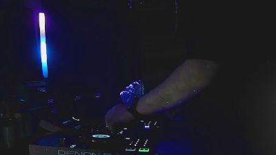 1st_omen webcam model stream image