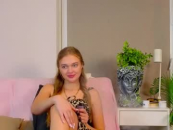 moirawenzinger webcam chaturbate model stream image