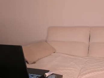 succuba_ webcam model stream image