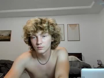 lunapearl__ webcam model stream image