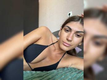 KamillaRuss webcam model stream image