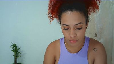 isa_bellaxx webcam model stream image