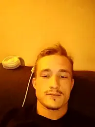 frankthefuck69 webcam model stream image