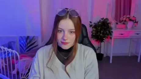 CoralineKeyns webcam model stream image