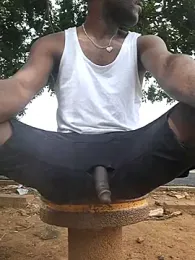 Petrossa webcam model stream image