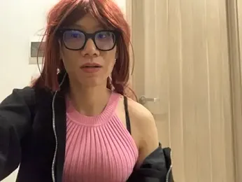 CrossdresserAnna webcam model stream image