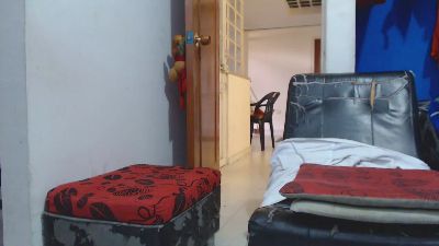 DERECKHOT33 webcam cam4 model stream image