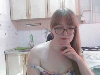 L-e-l-i-k webcam model stream image