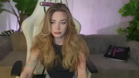 Kisasolo webcam stripchat model stream image