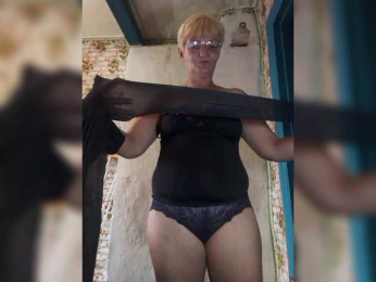 NikaGold45 webcam model stream image