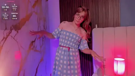 DaimondPink webcam model stream image