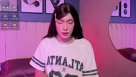 DaimondPink webcam model stream image