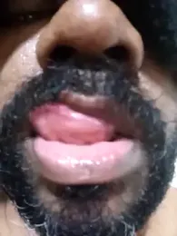 Hiptonos webcam model stream image