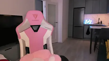 wow_lovie webcam model stream image