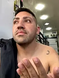 JuanZapata33 webcam stripchat model stream image