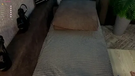 calithra webcam model stream image