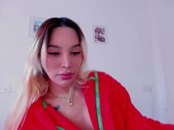 _viioletweekend_ webcam model stream image