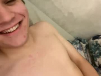 greendynomite_04 webcam model stream image