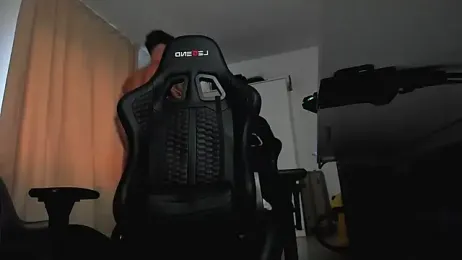 liamaesthetic webcam preview