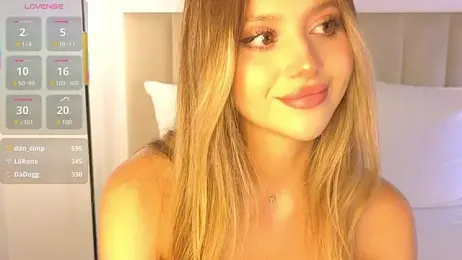 KellyReids webcam model stream image