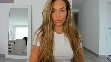 Kalyssy webcam stripchat model stream image