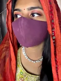 HeartQueen05 webcam stripchat model stream image