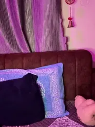 HeartQueen05 webcam stripchat model stream image