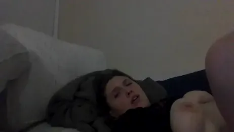 babyizzie webcam model stream image