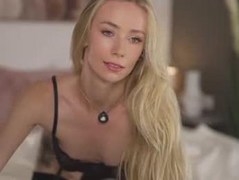 vika54784 webcam model stream image