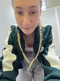 Lia-see-ya webcam Stripchat model stream image