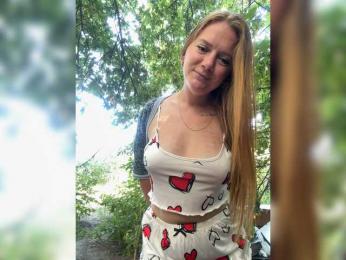 Alissass webcam model stream image