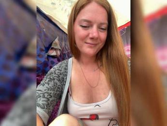 Alissass webcam model stream image