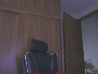 layla-nicols webcam model stream image