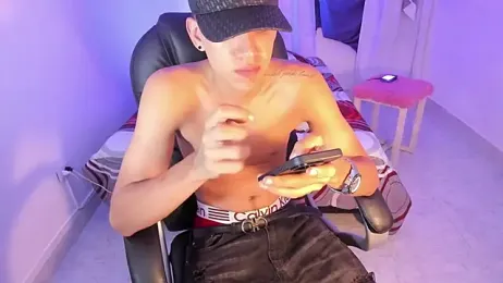 maxthomson_boy webcam model stream image