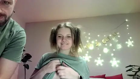 MichelleVibes18 webcam model stream image