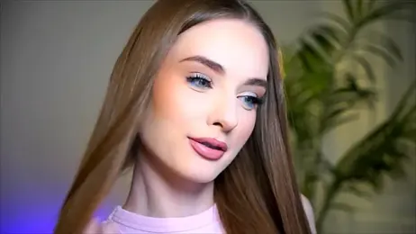 petitegonwiild webcam stripchat model stream image