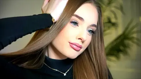 petitegonwiild webcam model stream image