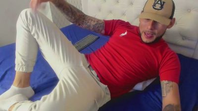 RomanCross_ webcam model stream image
