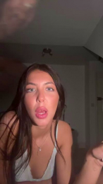 RascalRose69 webcam model stream image