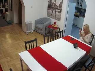 voyeurcam-julmodels-dining webcam camsoda model stream image