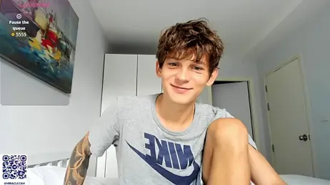 MiracleCam webcam model stream image